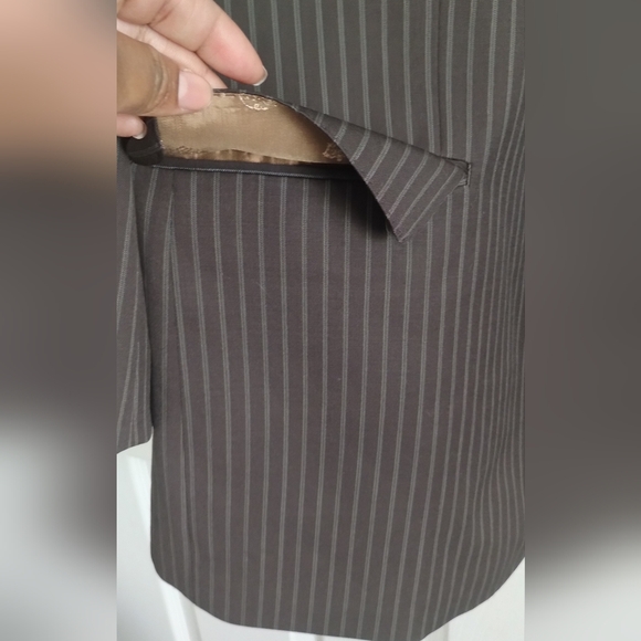 100% Wool Men's Brown Pinstripe Blazer - Picture 6 of 13